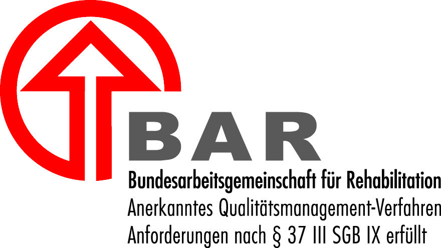 Logo der BAR Bundesarbeitsgemeinschaft für Rehabilitation mit rotem Pfeilsymbol und Text zu Qualitätsmanagement